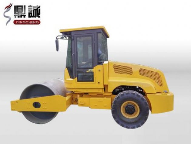 點擊查看詳細信息<br>標題：6噸單鋼輪振動壓路機 閱讀次數：12476